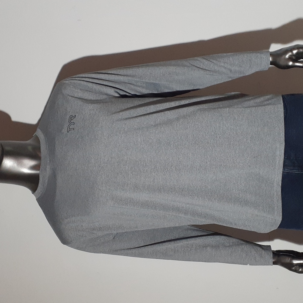 NWT TYR Men's Blue Long Sleeve Shirt - Medium - Gray